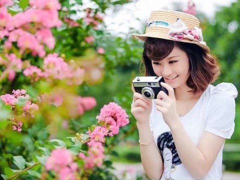 炫儿r海报