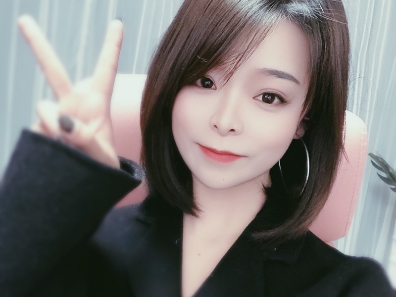 阿雪🎤Bingo的主播海报