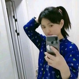 你好，素颜妹主播照片