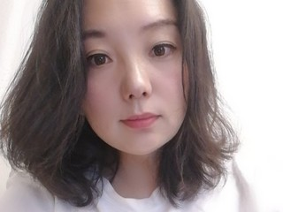 初颜爱笑的主播照片