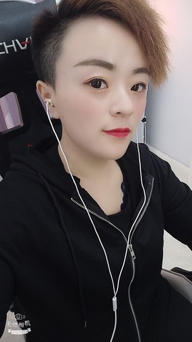小颖营感恩有你们主播照片
