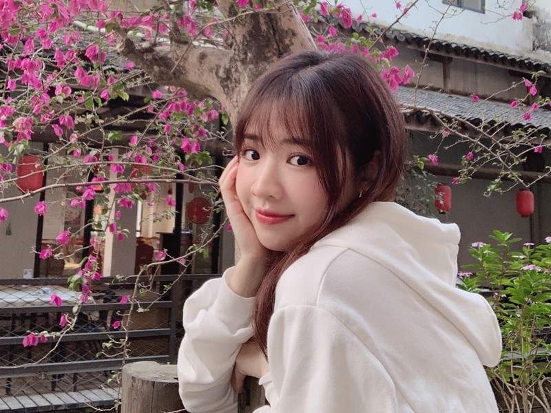 ღ秋婷婷的主播海报