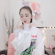 莫娜退