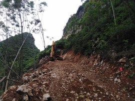 李杰稳34岁主播照片