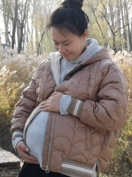 致，曾，经，主播照片