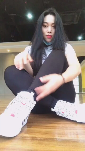 热爱健身的小姐姐了解一下