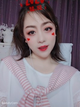 国民初恋月儿主播照片