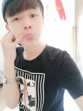 小太阳☜主播照片