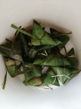 小芳，🌸减肥打卡主播照片