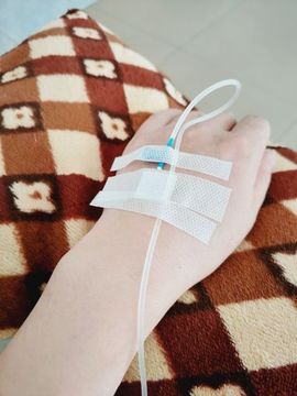 素雅依依暂休主播照片