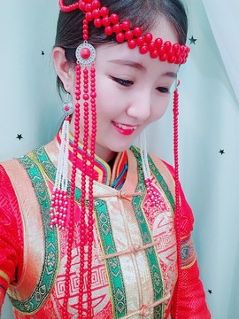 牙牙乐🐾龍兒主播照片