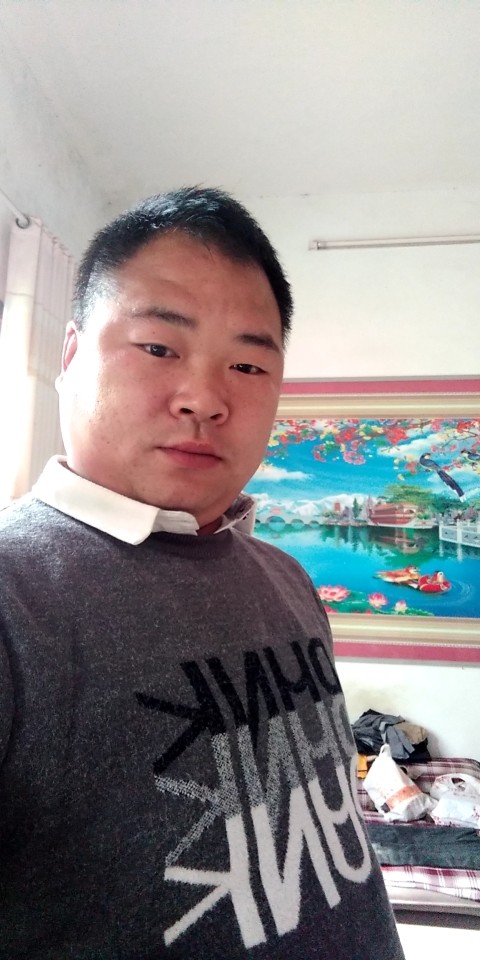 开心宝贝8p的主播照片