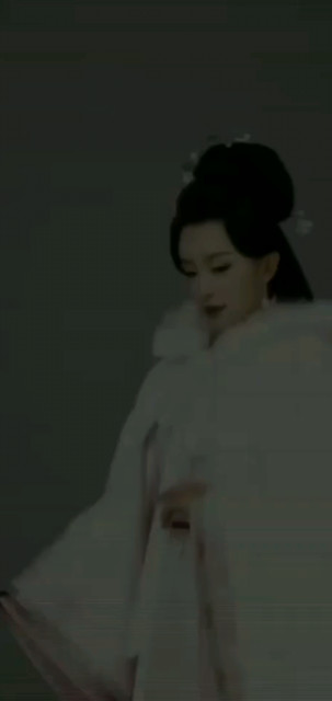 绝代有佳人，幽居在空谷。