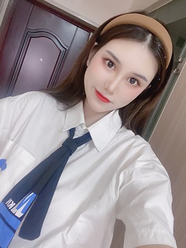 米琦：你的宝藏女孩主播照片