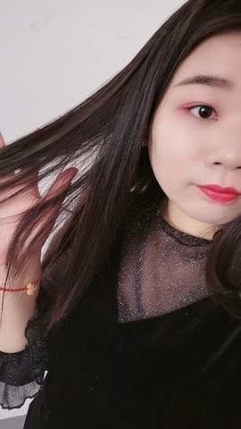 深碍🍓主播照片