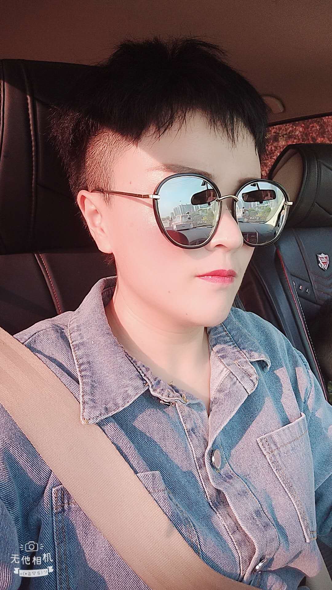 小颖营感恩有你们的主播照片
