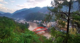 真言叔叔相约在怒江主播照片