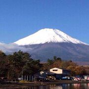 停步岩海报