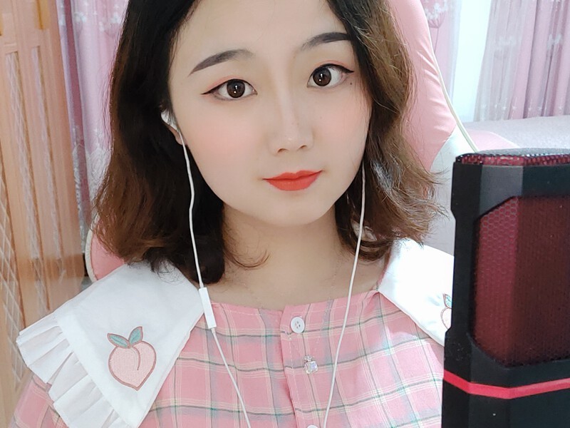 新主播小波浪❤的主播海报