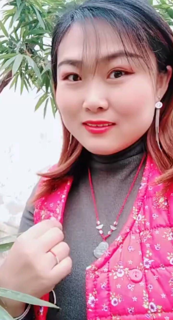 你像三月桃花开