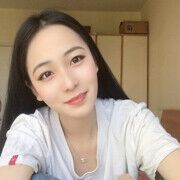 甄姬如雪糕主播照片