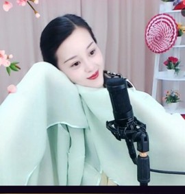 放秋假主播照片