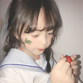 小丘呀主播照片