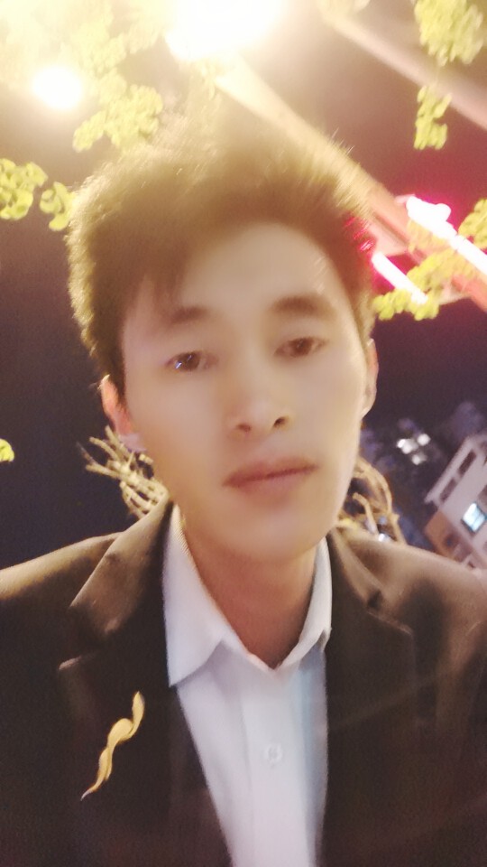熬不住k的主播照片