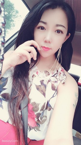 疯狂的药药宝贝主播照片
