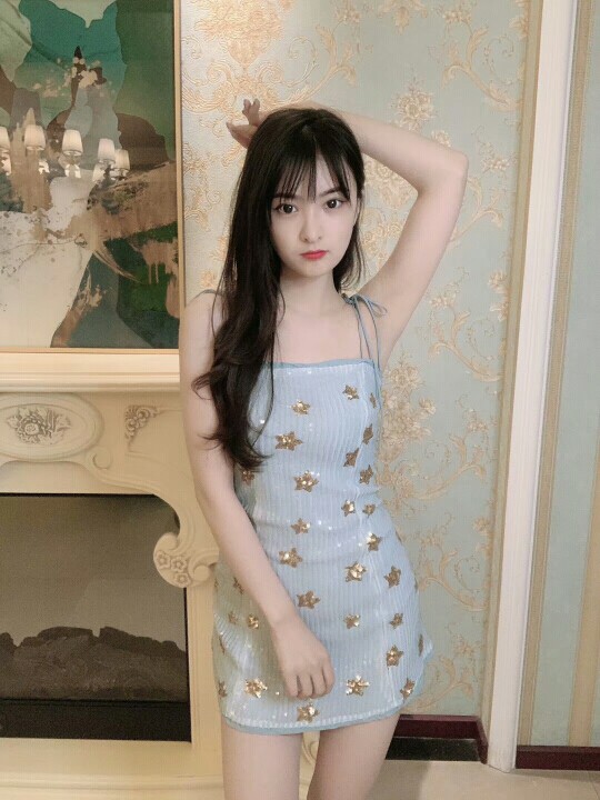 四月❤流连的主播照片