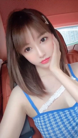陆七萬主播照片
