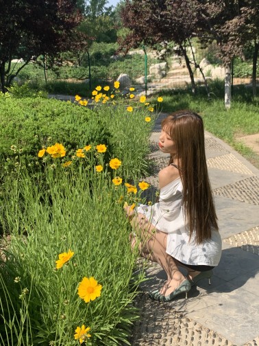 Yami是个baby主播照片