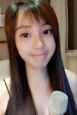 恋歌灬l一份童心主播照片