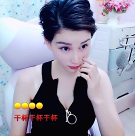 萌萌哒猎手主播照片