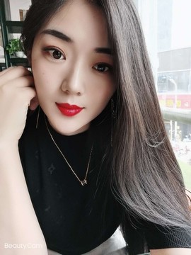 妃宝要饿死了主播照片