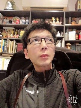 箱子不定時上主播照片