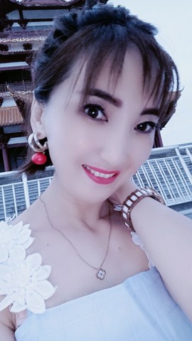 水水🌺主播照片