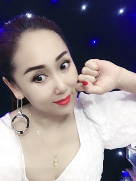 才艺～欣悦主播照片