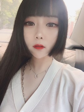 小小西521主播照片