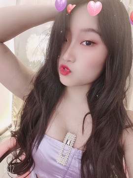 夏开心主播照片