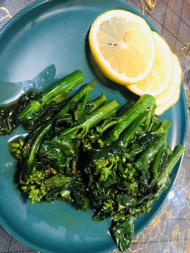 知好色则慕少艾主播照片