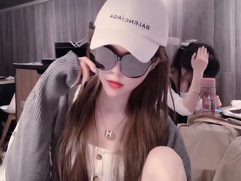 诗怡🍒的主播海报