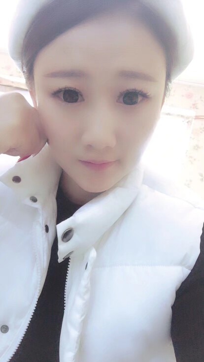 默欎（無懈可擊）的主播照片