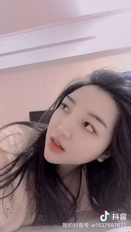 工作原因。饱饱退了主播照片