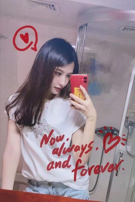 陆七萬主播照片