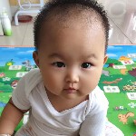 路灯下的雪人头像
