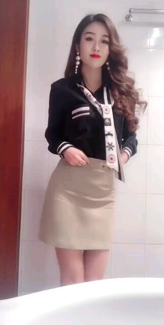 山有高度，水有深度，没必要攀比