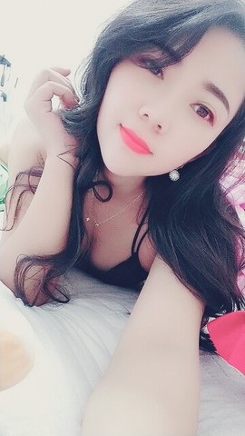 疯狂的药药宝贝主播照片