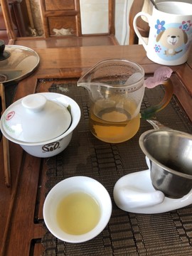 小海屯🐬李主播照片