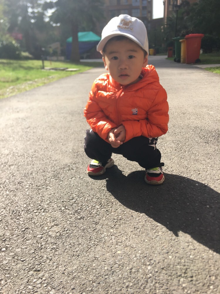 燕尾碟z主播照片